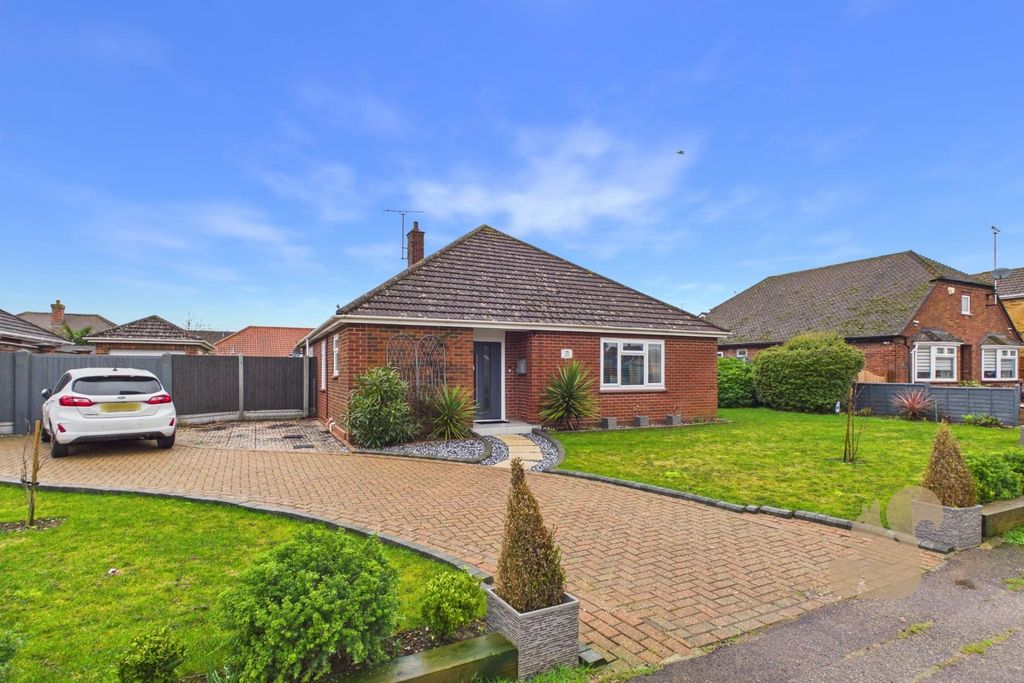 Property photo 1 of 25 Cam01659G0-Pr0723-Still028.Jpg