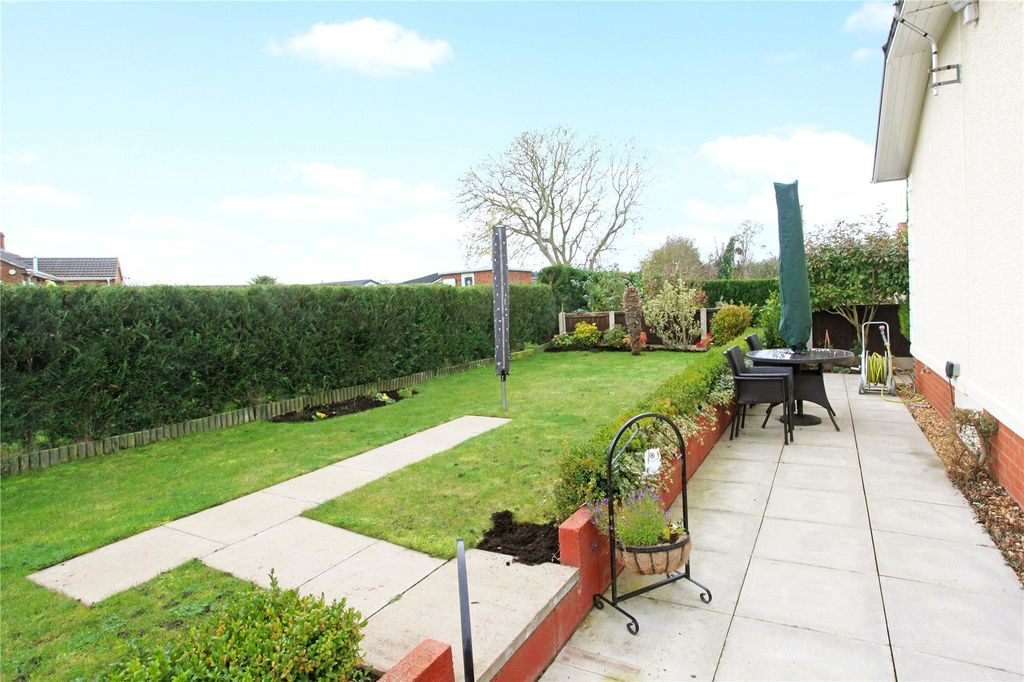 Property photo 2 of 22 Picture No. 09