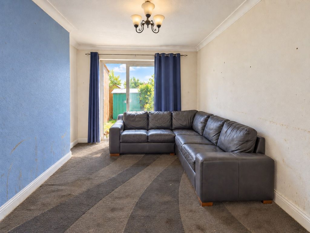 Property photo 3 of 10 4876412