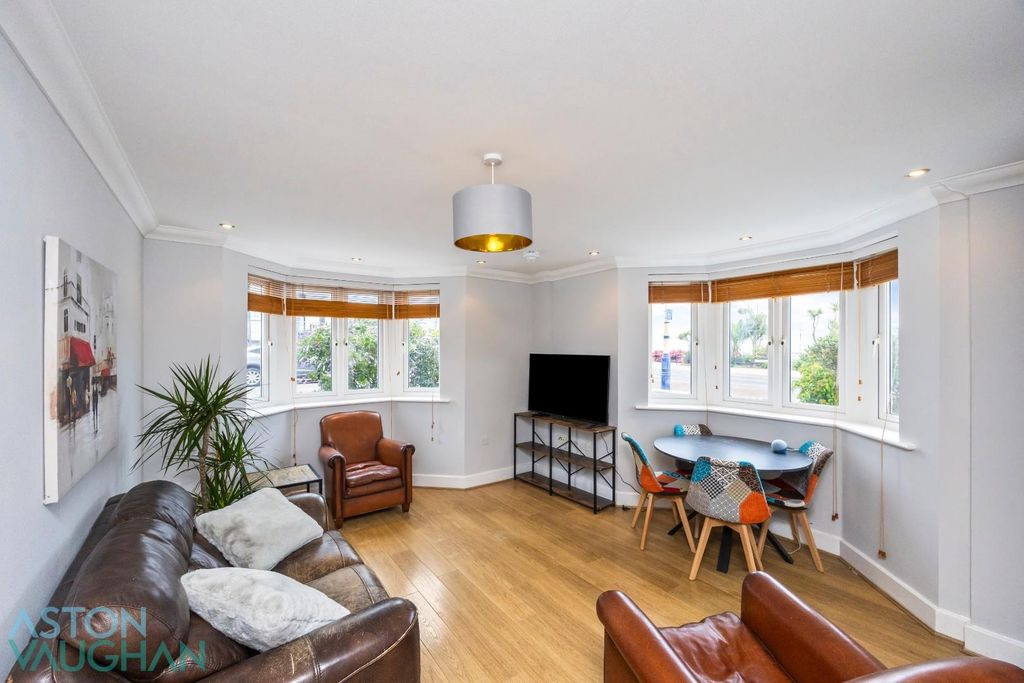 Property photo 2 of 10 Grand Parade, Devonshire Mansions, 54, Flat 4-006.