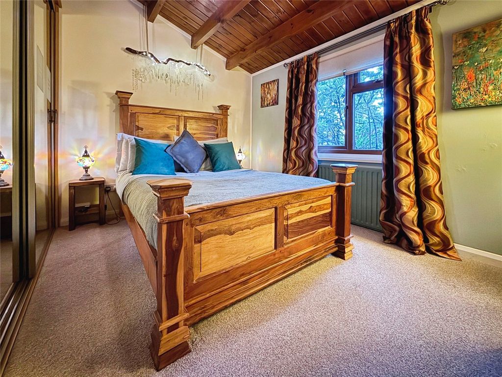 Property photo 3 of 25 Bedroom 2