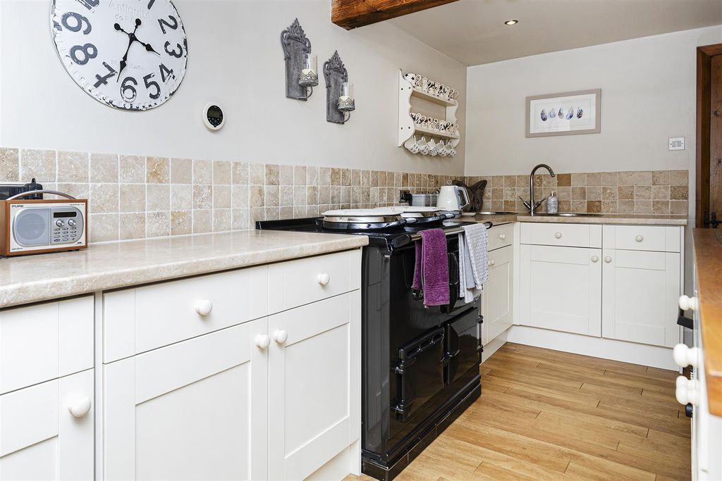 Additional image 25 of 4 bed cottage for saleGawthorpe Green Lane, Lepton, Huddersfield HD5