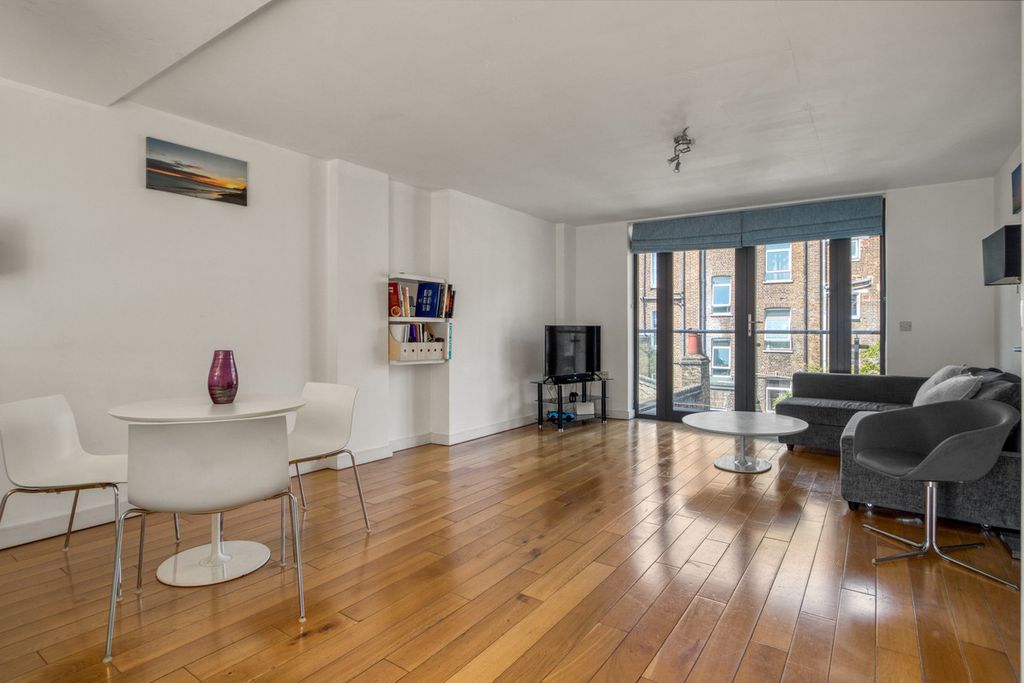 Property photo 1 of 12