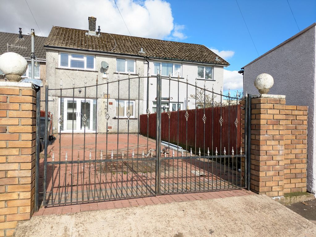 Property photo 2 of 13 Pxl_20250228_121601952~2