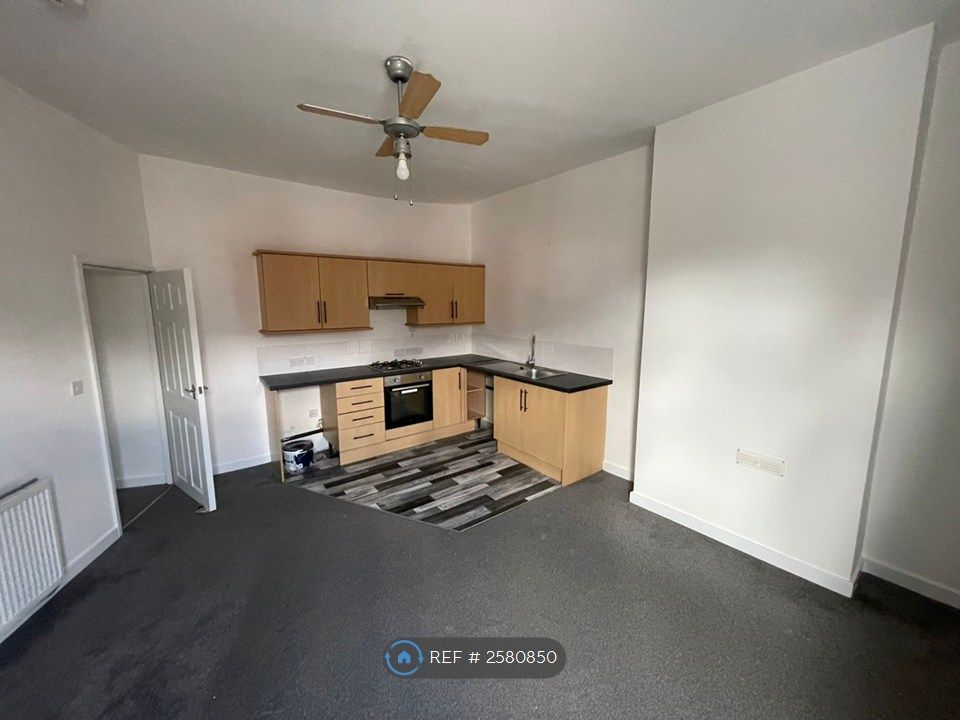 Property photo 1 of 2