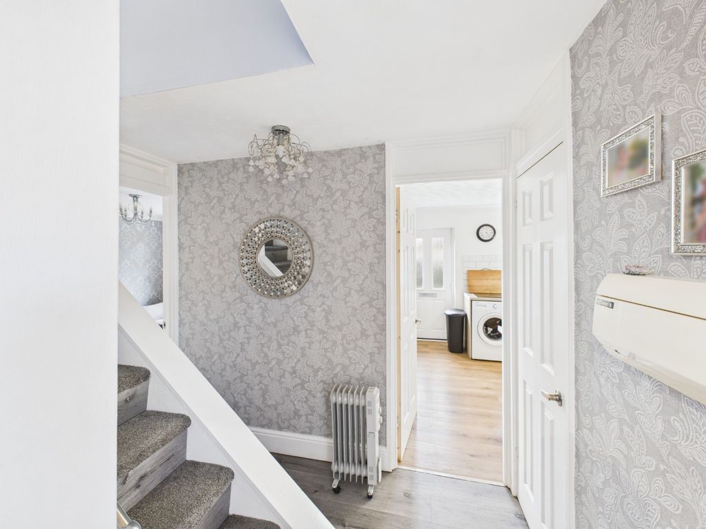 Property photo 2 of 16 4798694