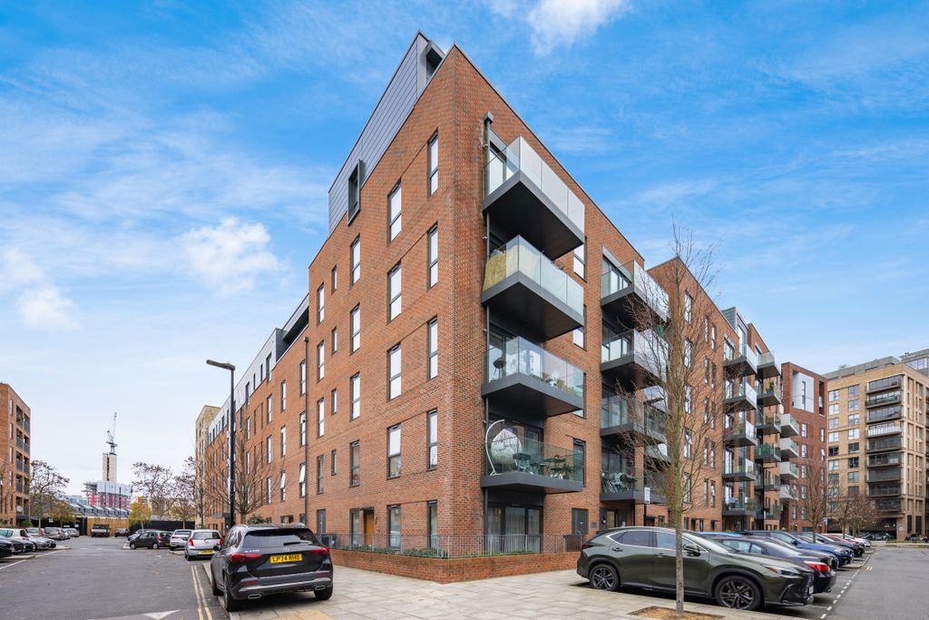 Property photo 1 of 14