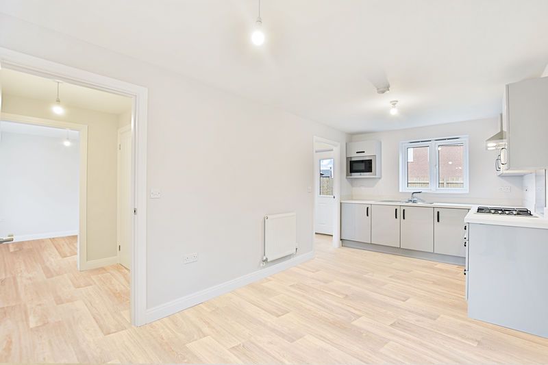 Property photo 2 of 20 Photo 9