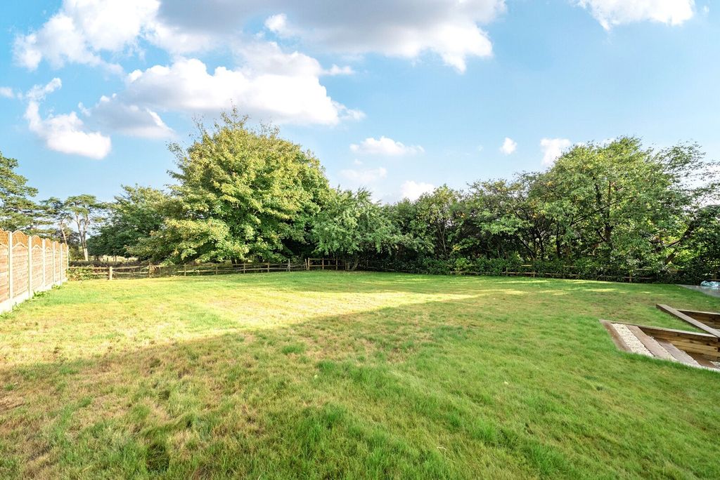 Property photo 3 of 47 Picture No. 60