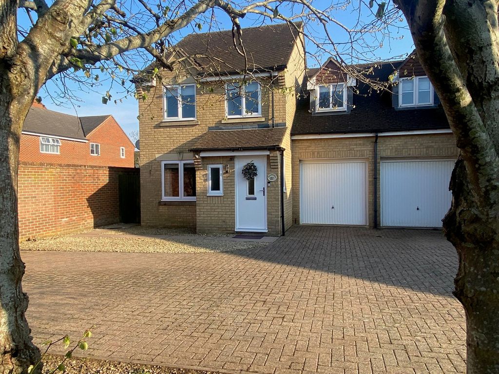 Property photo 1 of 24
