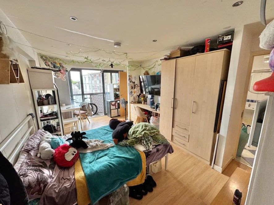 Property photo 2 of 7