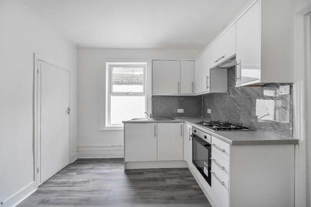 Property photo 2 of 8 Photo 2