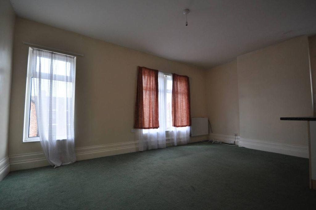 Property photo 3 of 6 Picture No. 04