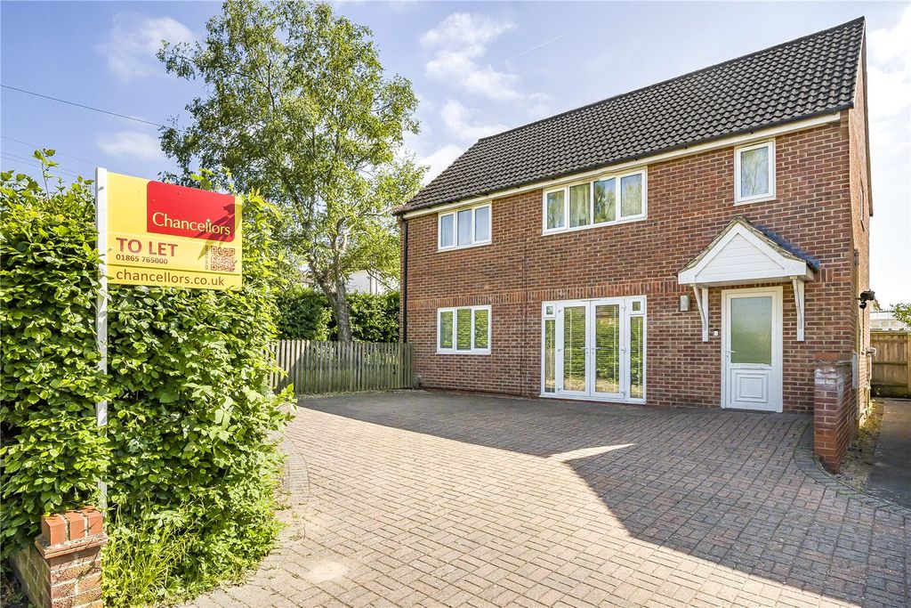 Property photo 1 of 11 External