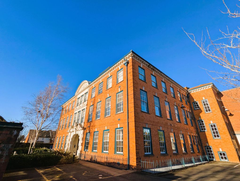 Property photo 3 of 9