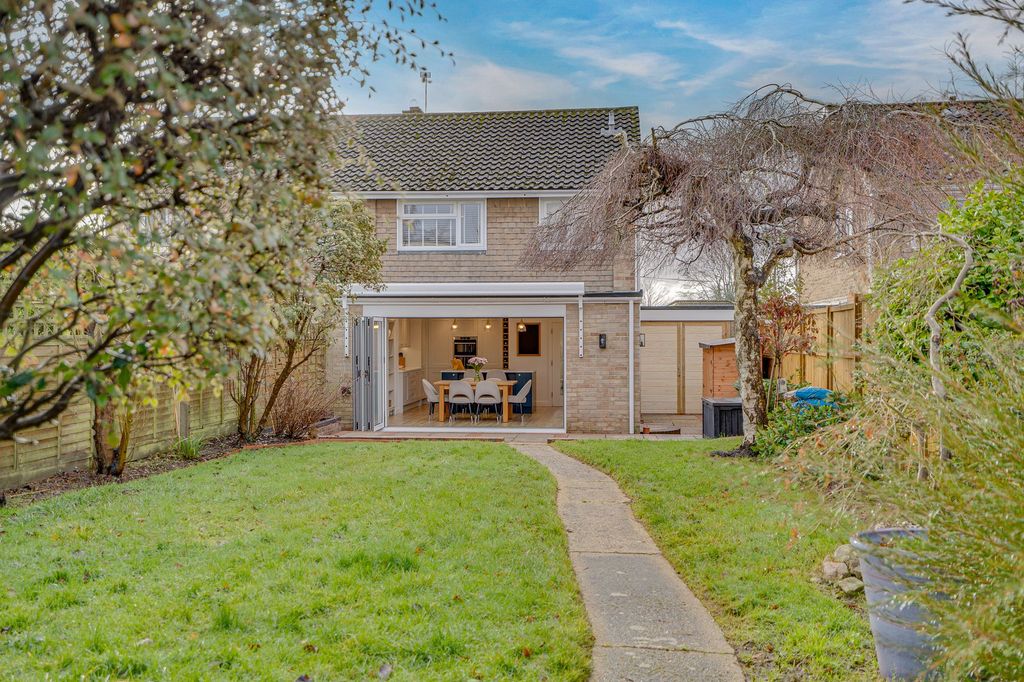 Property photo 3 of 23