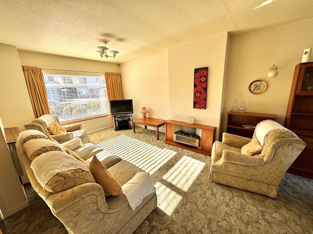 Property photo 2 of 9 Photo 10