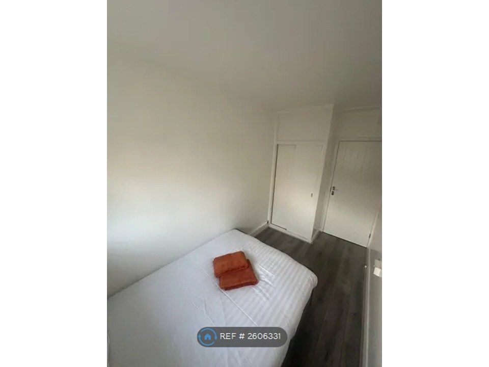 Property photo 3 of 12 Room 2.1