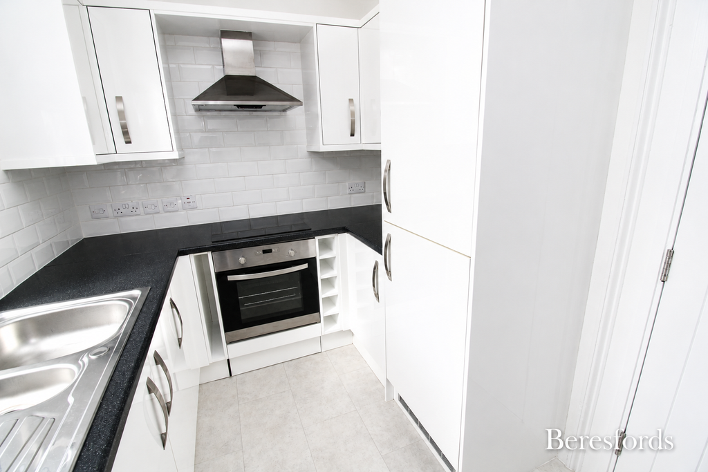 Property photo 2 of 6 Kitchen View 2