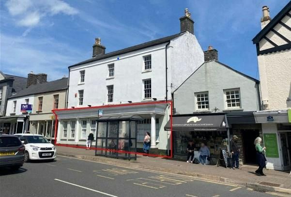 Property photo 1 of 2 33 High Street Cowbridge _1.Jpg