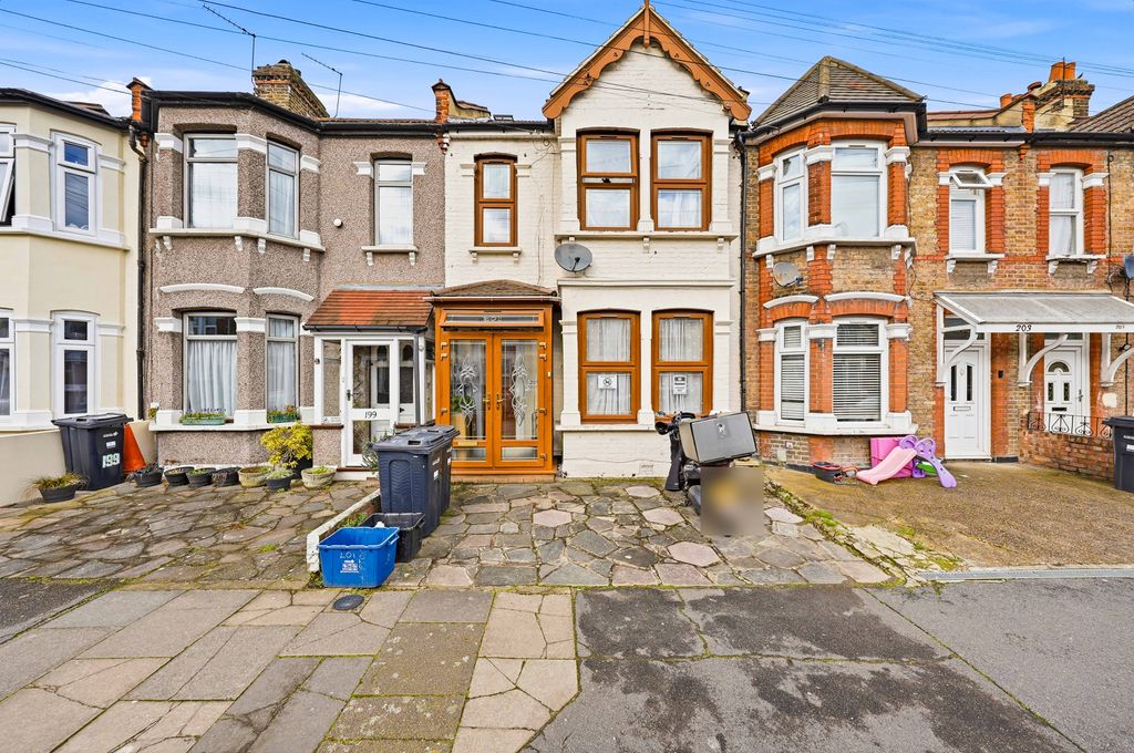 Property photo 1 of 25 1