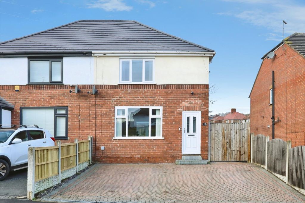 Property photo 1 of 31 Front