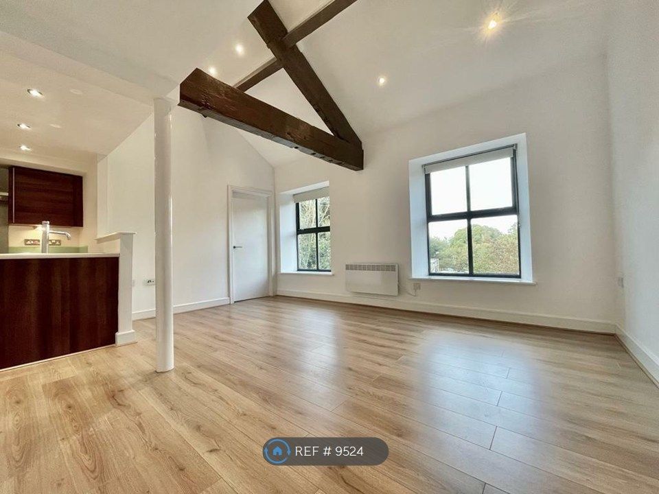 Property photo 3 of 9