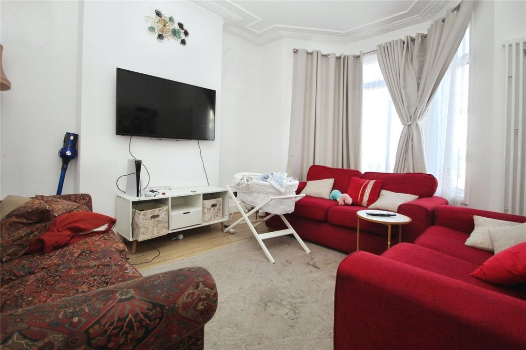 Property photo 2 of 12 Living Room