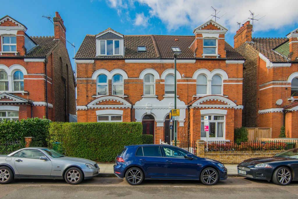 Property photo 2 of 5