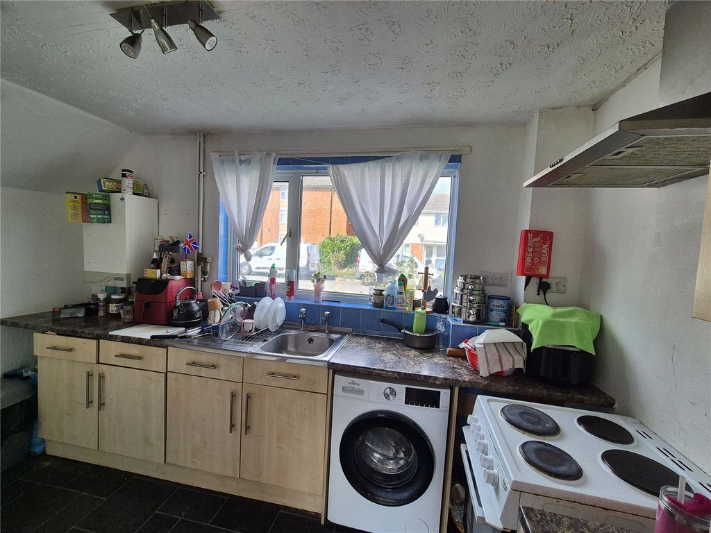 Property photo 3 of 9 Picture No. 05