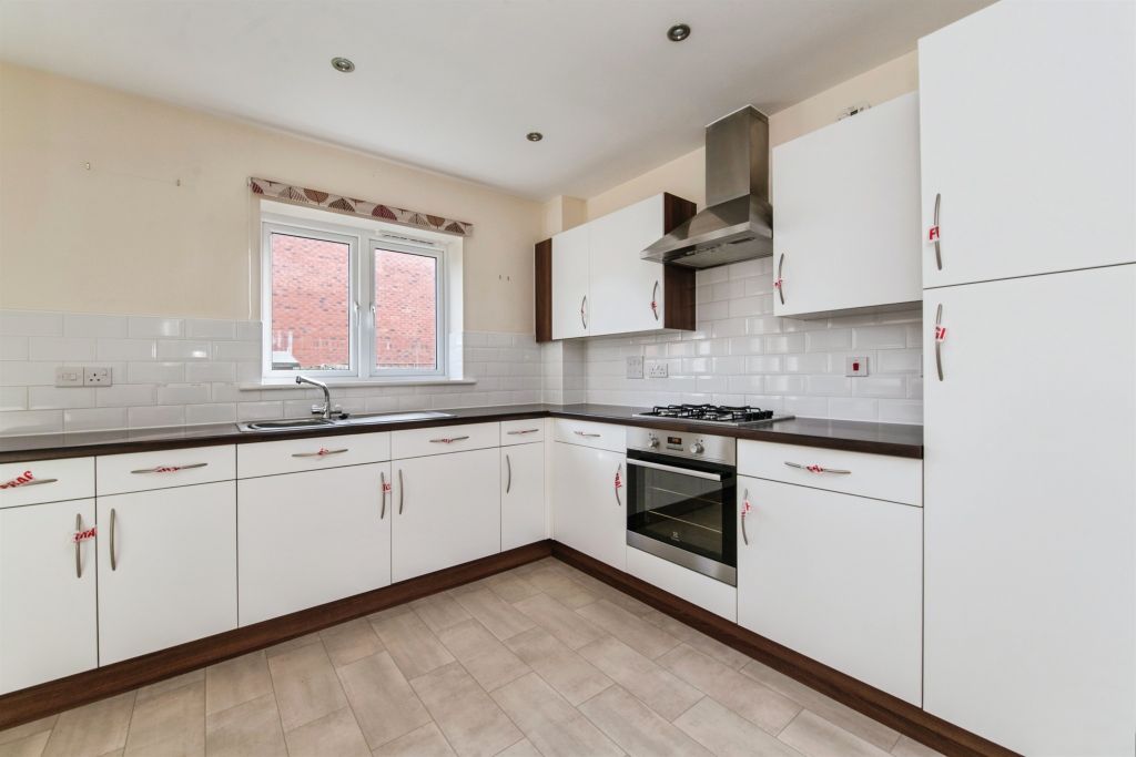 Property photo 3 of 17