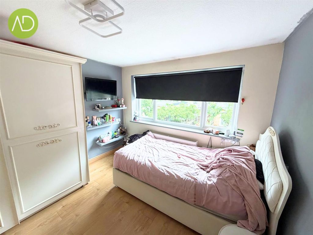 Property photo 3 of 18 9.Jpg