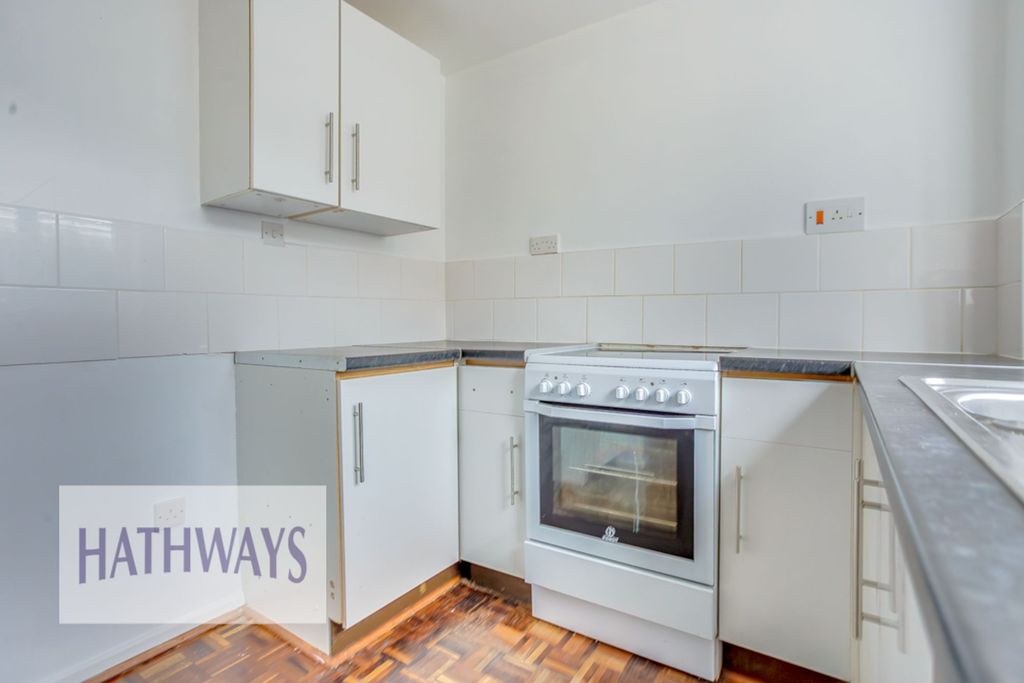 Property photo 2 of 25