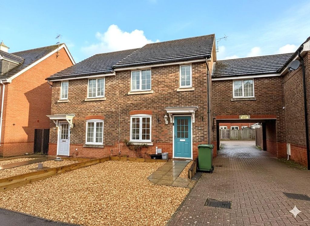 Property photo 1 of 12 Gemini_Generated_Image_x0Mxjlx0Mxjlx0mx.Jpg