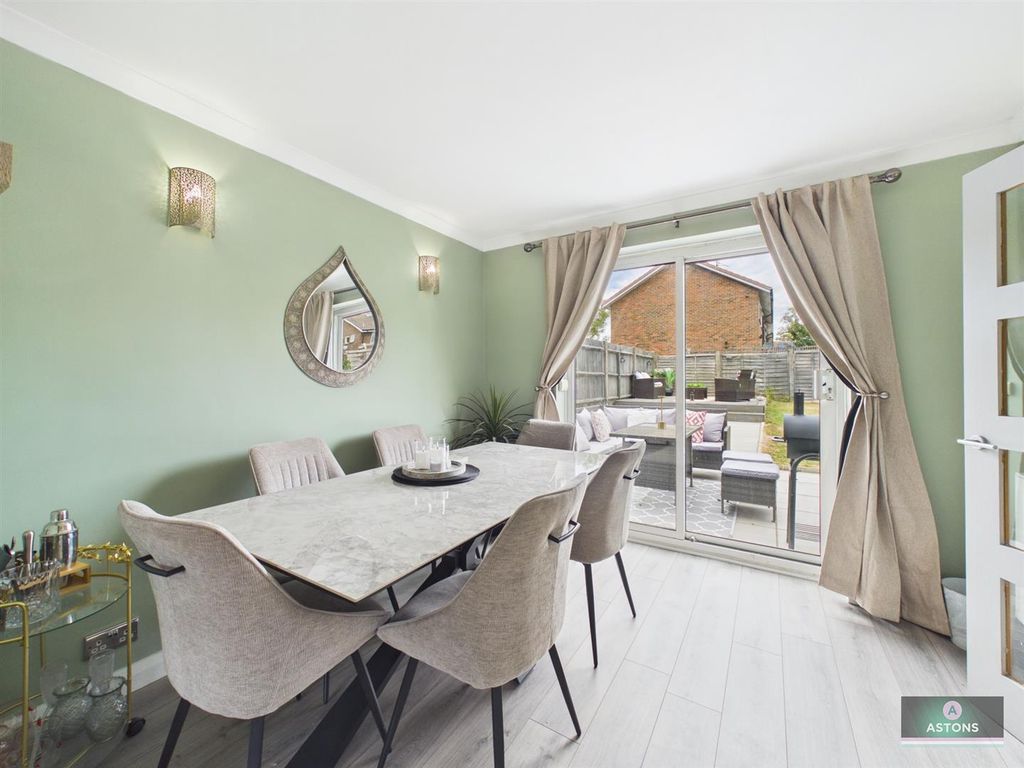 Property photo 3 of 15 Dining Room