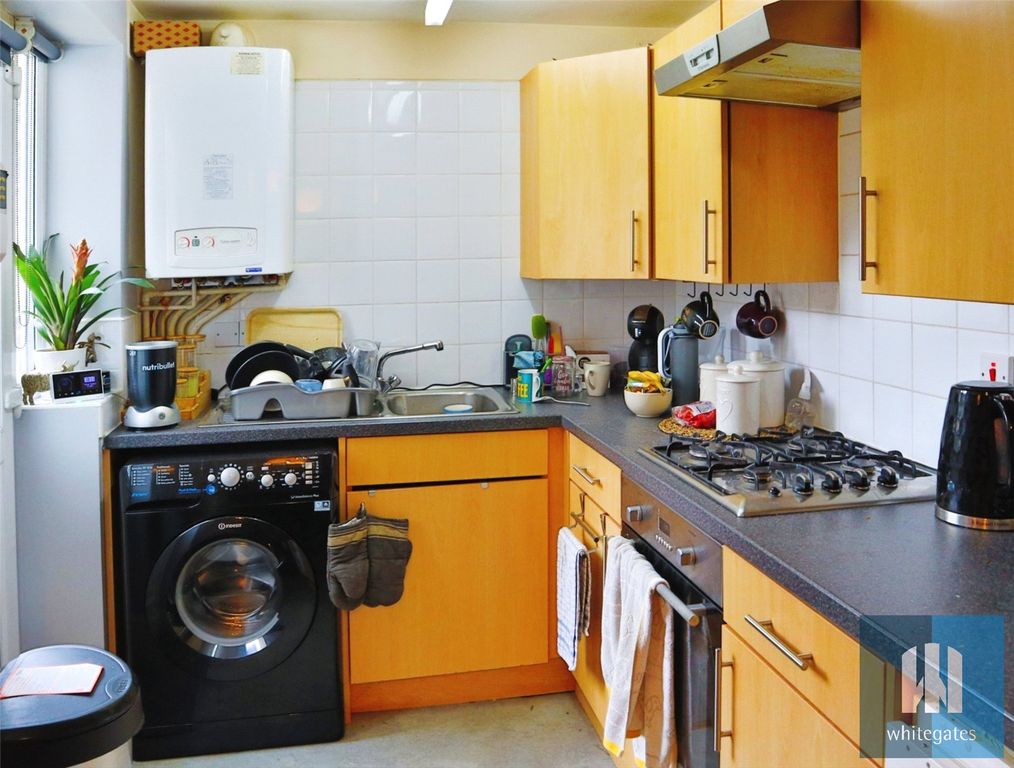 Property photo 2 of 12 Picture No. 46