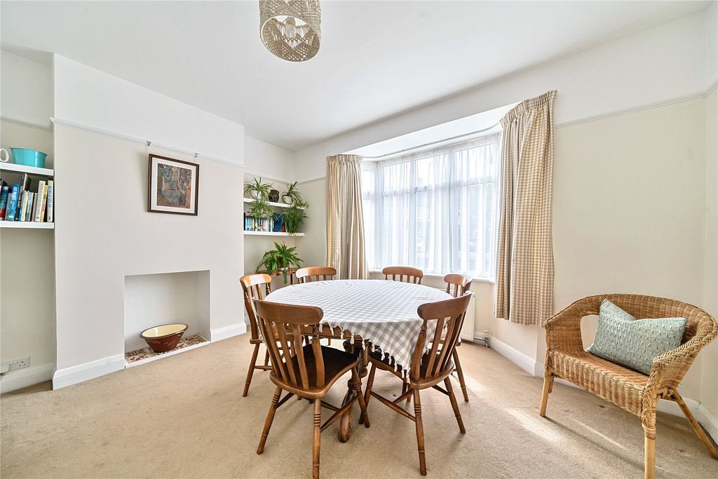 Property photo 2 of 30 Picture No. 38