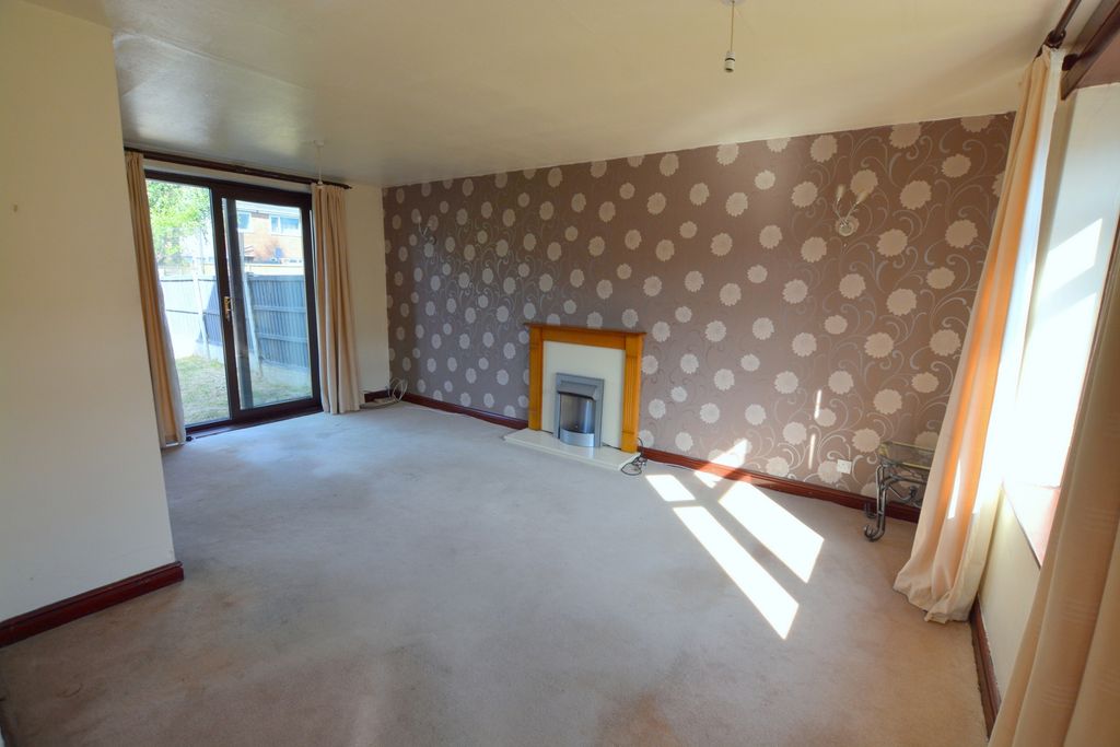Property photo 2 of 13 Photo 3