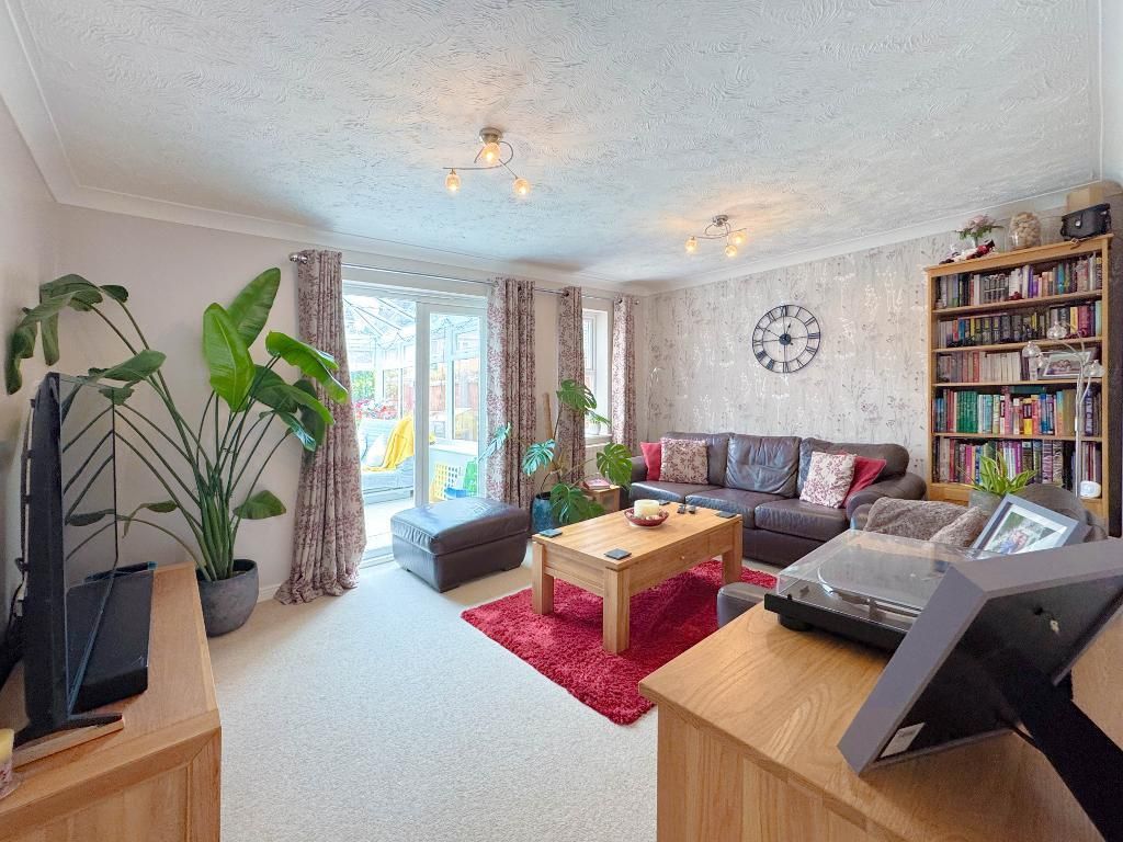 Property photo 2 of 30