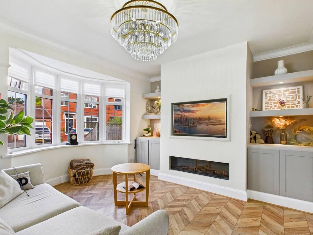 Property photo 2 of 18 Living Room