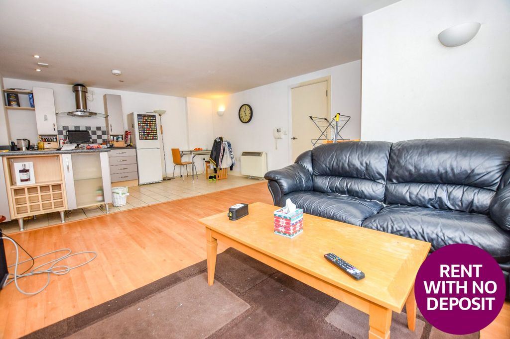 Property photo 3 of 14 Picture No. 21