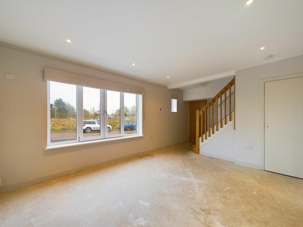 Property photo 3 of 10 3.Jpg