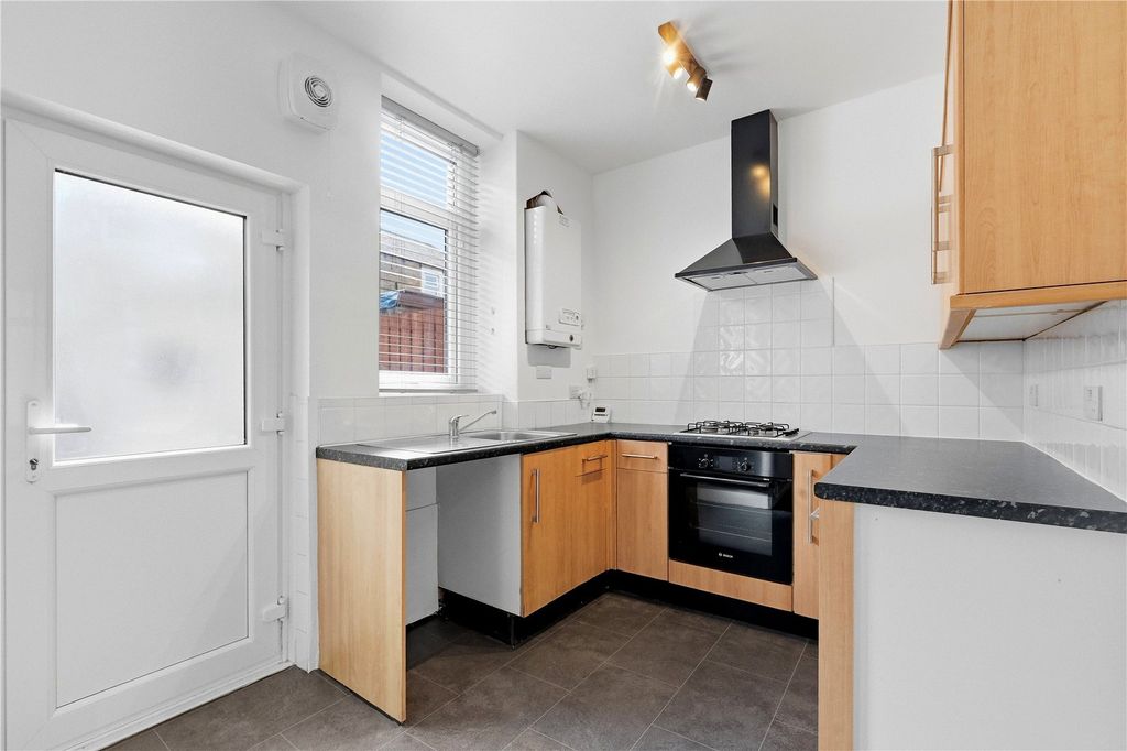 Property photo 2 of 17 Kitchen