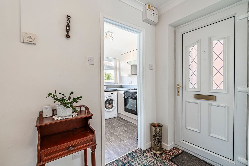 Property photo 3 of 24