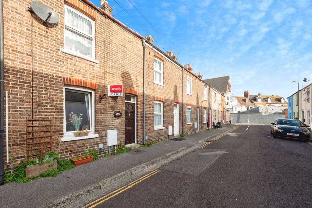 Property photo 1 of 20