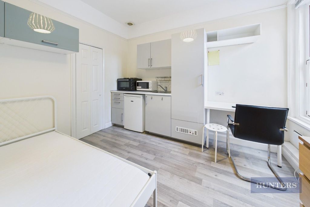 Property photo 3 of 7 Cam05152G0-Pr0229-Still006.Jpg