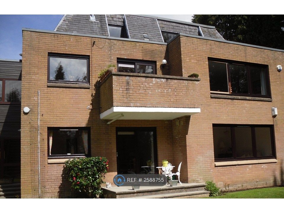 Property photo 2 of 17 Rear Of Flat