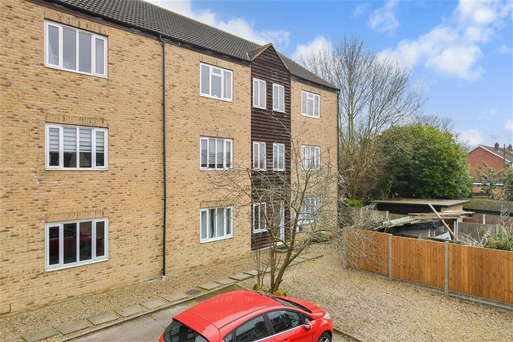 Property photo 2 of 9 External (Web)