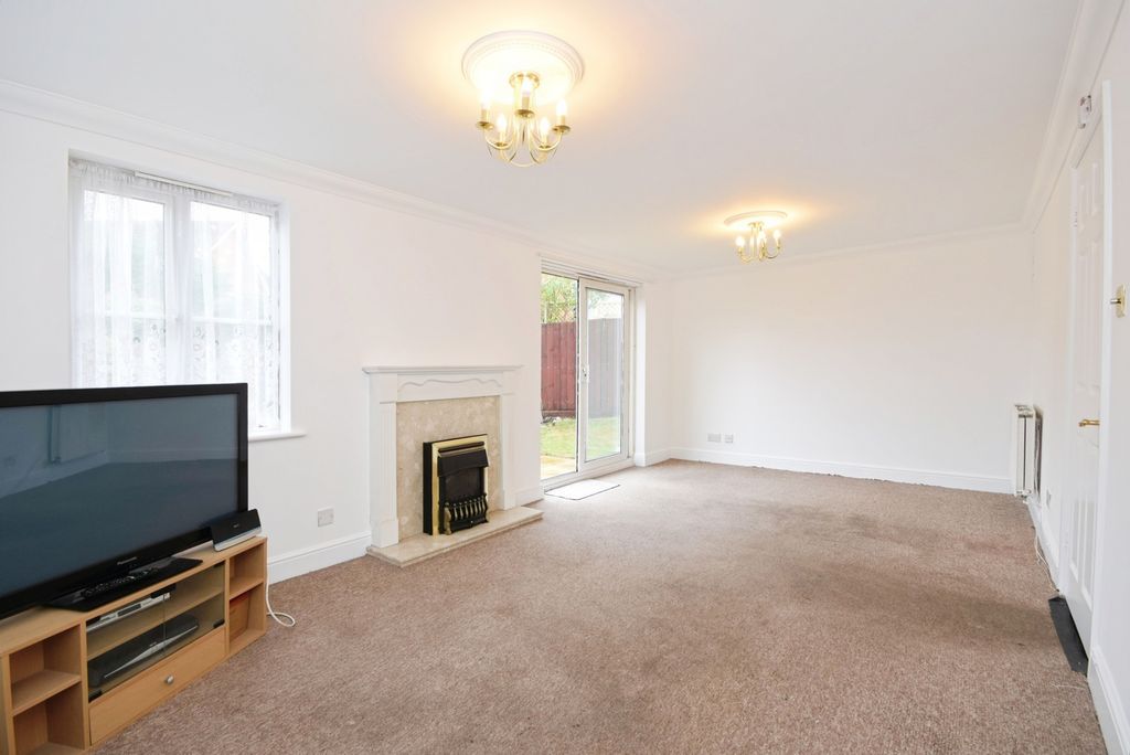 Property photo 3 of 17 Photo