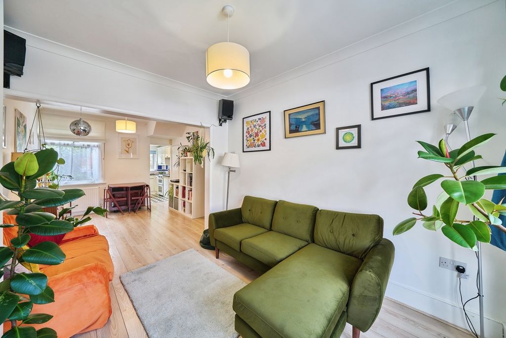 Property photo 2 of 22 Pbox-Img.Jpg